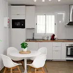Casa Min-casa Familiar Con Terraza Privada Lägenhet