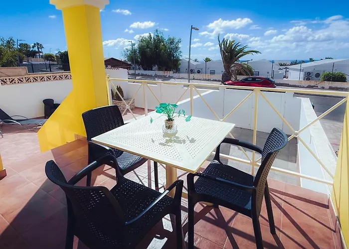 Casa Min-casa Familiar Con Terraza Privada كاليتا ذي فوستي