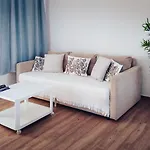 Casa Min-casa Familiar Con Terraza Privada *