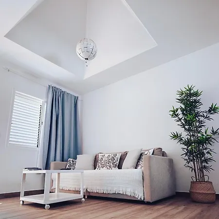 Casa Familiar Con Terraza Caleta De Fuste