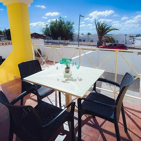 Casa Min-casa Familiar Con Terraza Privada Caleta De Fuste